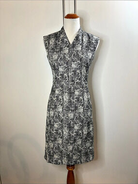 MM.LAFLEUR Black & White Mini Dress Size 4 Like New